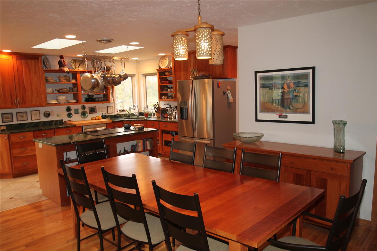 8152 Buck Ridge Road Cedar Falls, IA 50613 - Photo 5 of 20 Gallery Image 5