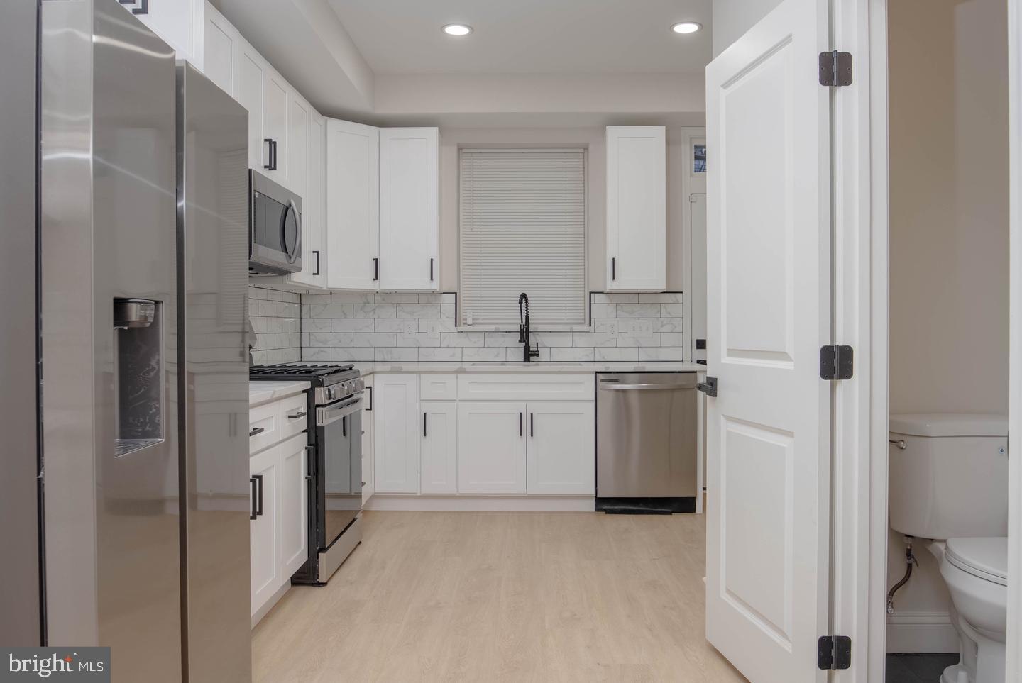 1508 Cliftview Avenue Baltimore, MD 21213 - Photo 2 of 17