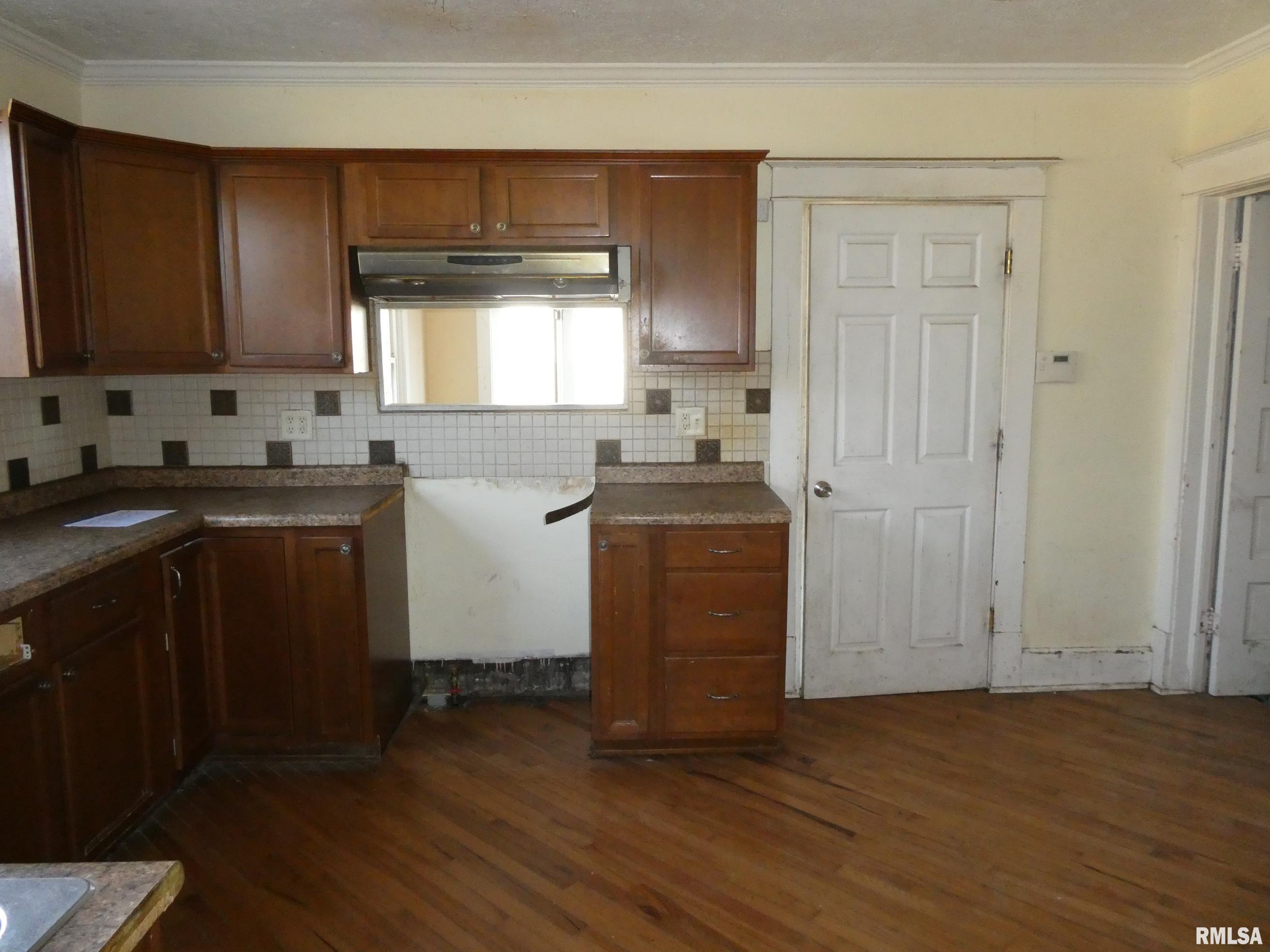 724 North 6th Street Springfield, IL 62702 - Photo 9 of 26