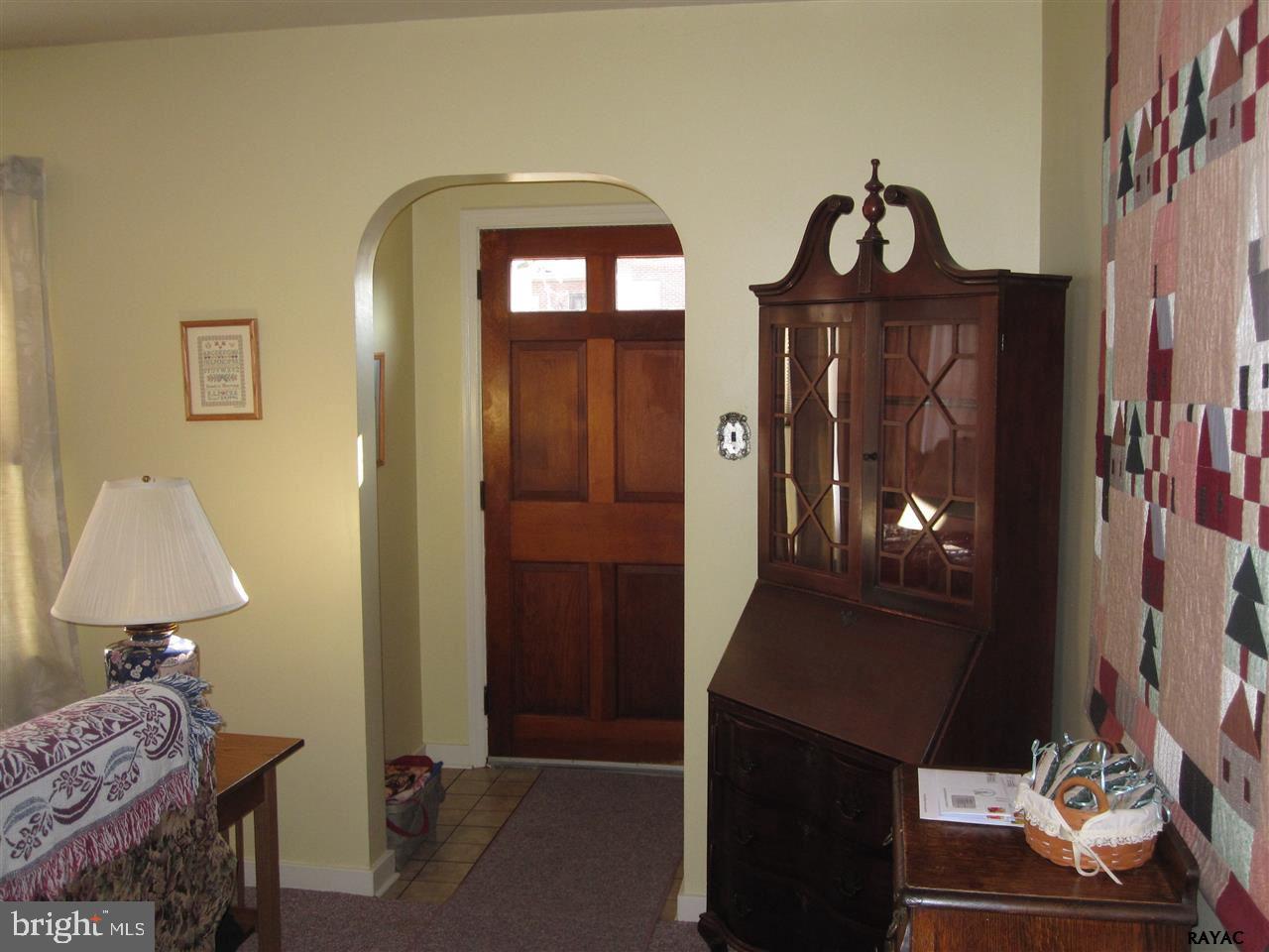 302 Wynwood Road York, PA 17402 - Photo 14 of 34 Gallery Image 14