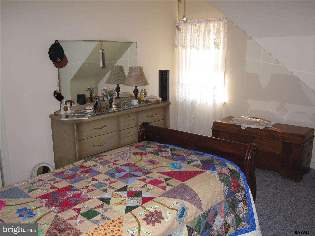 302 Wynwood Road York, PA 17402 - Photo 20 of 34 Gallery Image 20