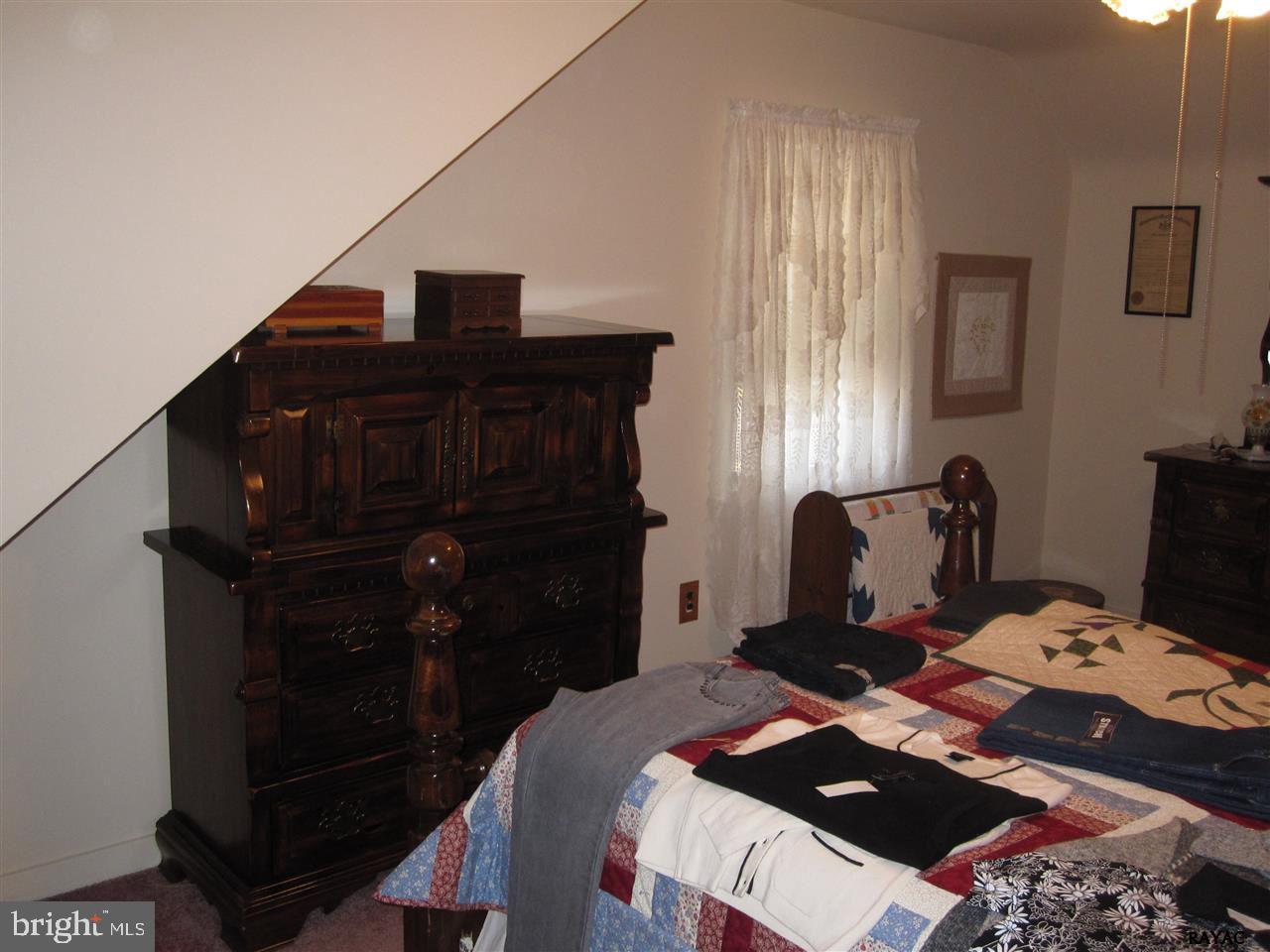 302 Wynwood Road York, PA 17402 - Photo 24 of 34 Gallery Image 24
