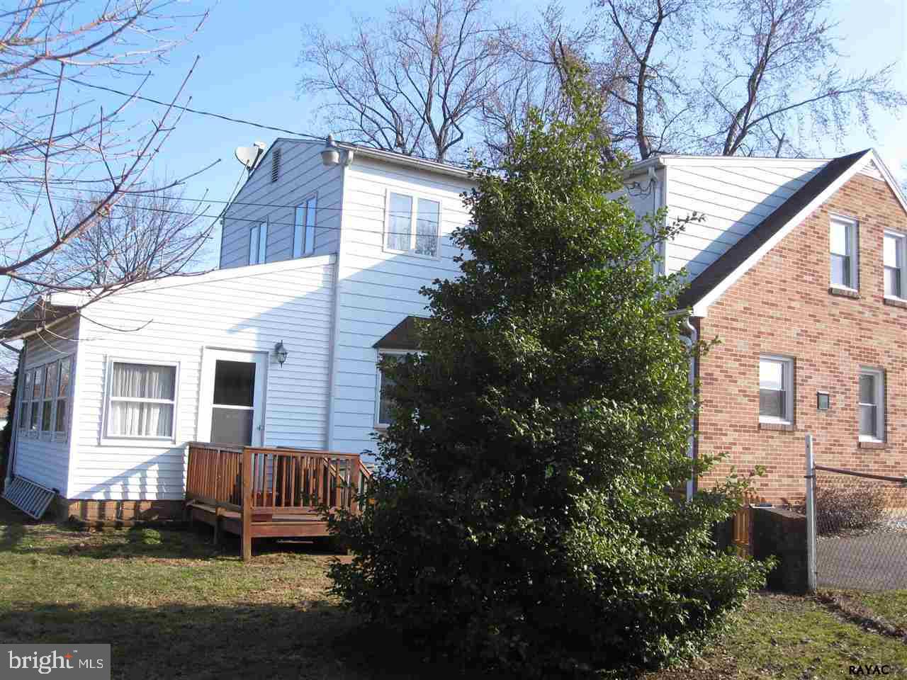 302 Wynwood Road York, PA 17402 - Photo 33 of 34 Gallery Image 33