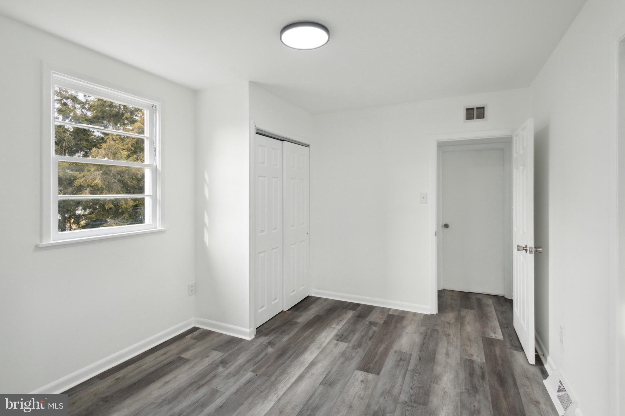 29 Nicholson Road Mount Ephraim, NJ 08059 - Photo 19 of 25