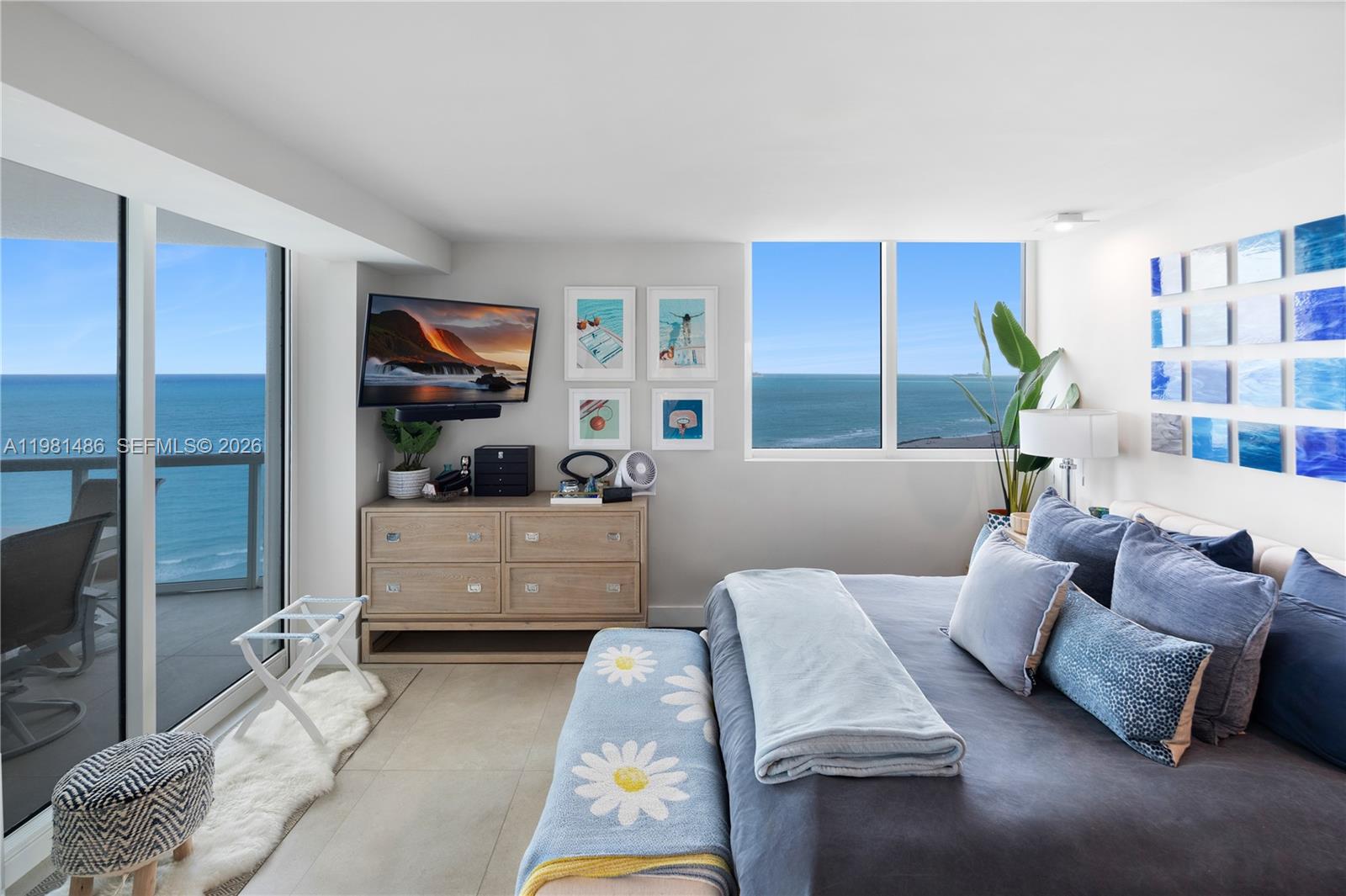 3801 Collins Avenue, Unit 1906 Miami Beach, FL 33140 - Photo 6 of 24