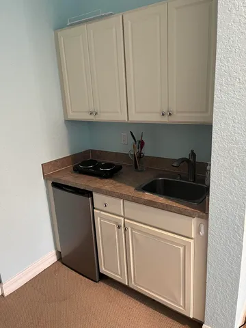 $1,600 | 138 Lismore Lane, Jupiter, FL 33458