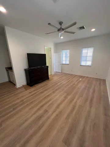 $1,600 | 138 Lismore Lane, Jupiter, FL 33458