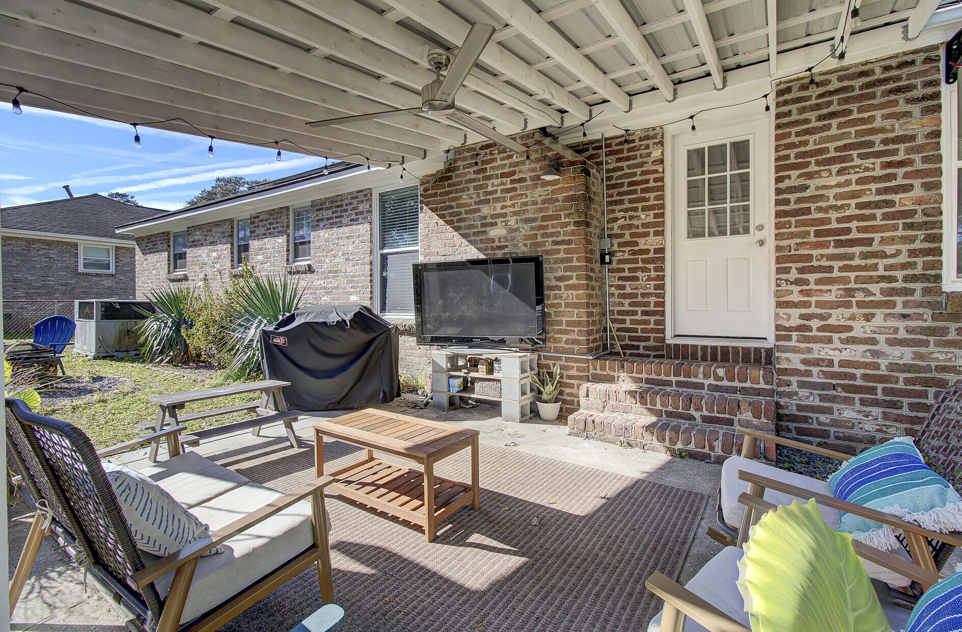1017 Yeamans Hall Road Hanahan, SC 29410 - Photo 41 of 43 36_40_mls