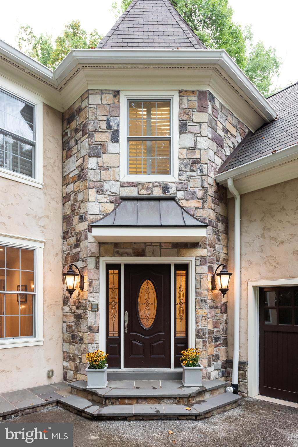 475 Fletcher Road Wayne, PA 19087 - Photo 2 of 52