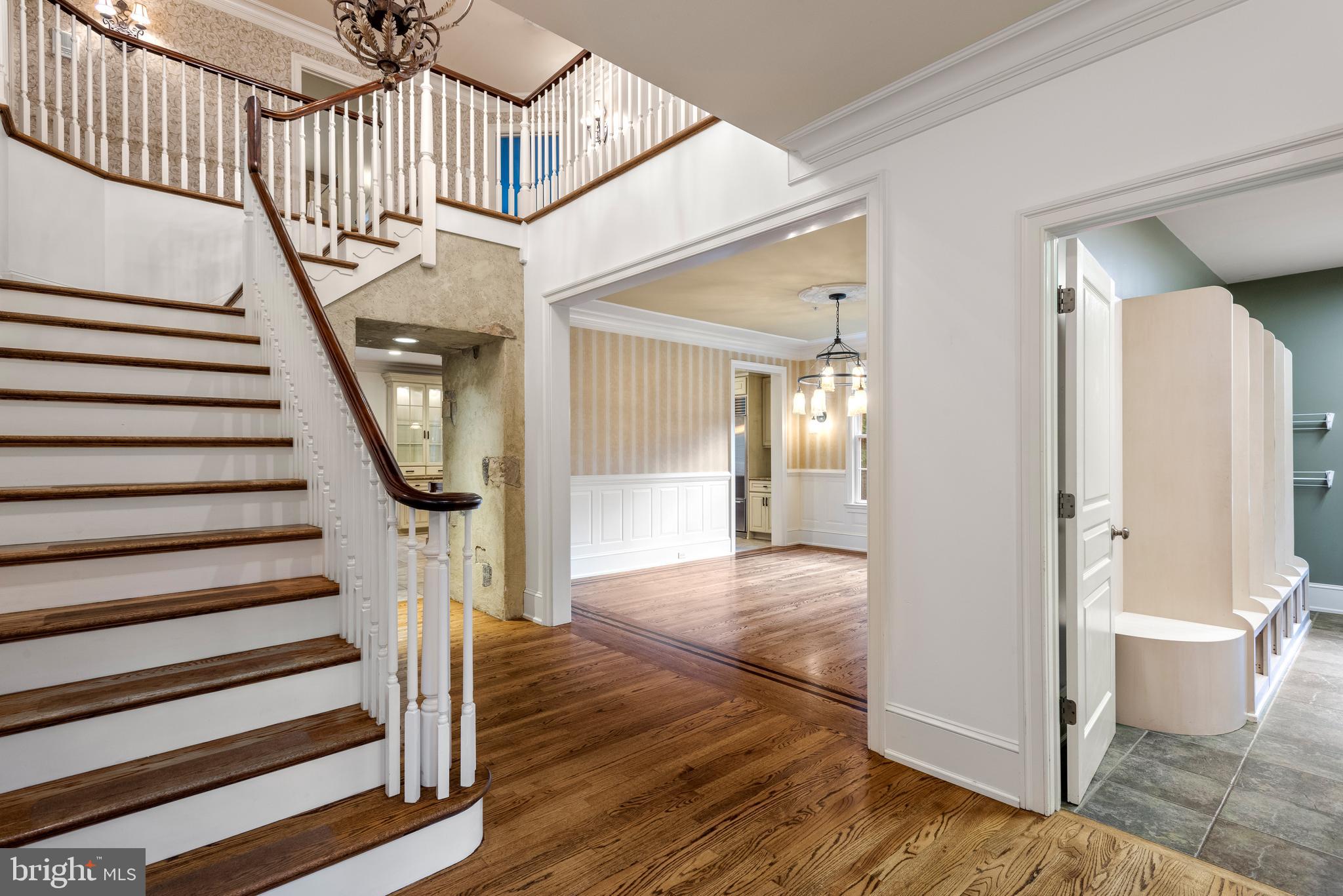 475 Fletcher Road Wayne, PA 19087 - Photo 4 of 52