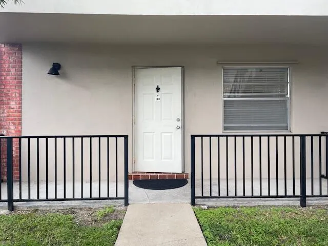 $1,500 | 1210 Old Boynton Road, Unit 110, Boynton Beach, FL 33426