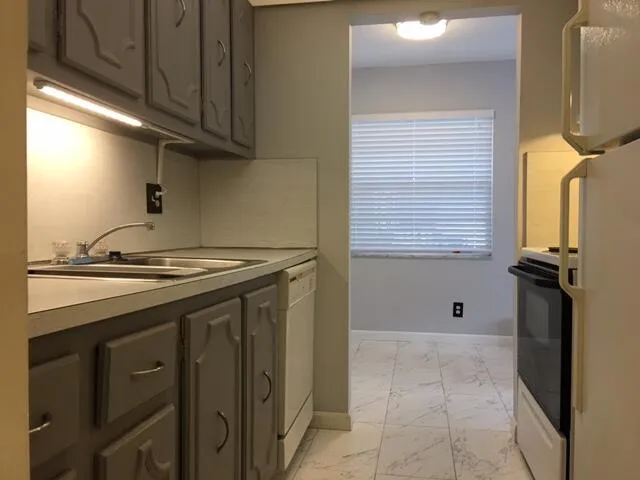 $1,500 | 1210 Old Boynton Road, Unit 110, Boynton Beach, FL 33426