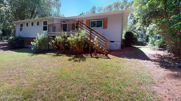 $2,350 | 505 West Rhode Island Avenue, Southern Pines, NC 28387