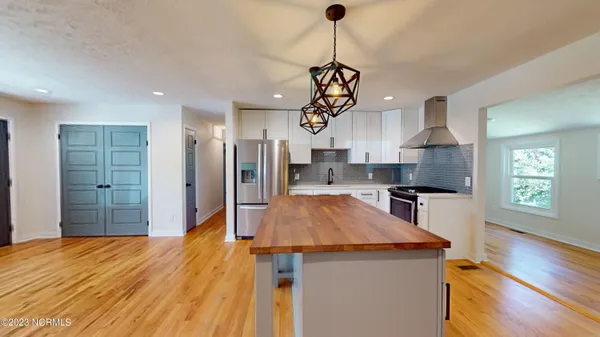 $2,350 | 505 West Rhode Island Avenue, Southern Pines, NC 28387