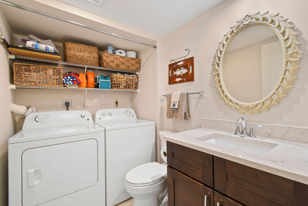 3900 Southeast County Line Road, Unit 22A Jupiter, FL 33469 - Photo 20 of 50 3900CountyLineRd#22A_25