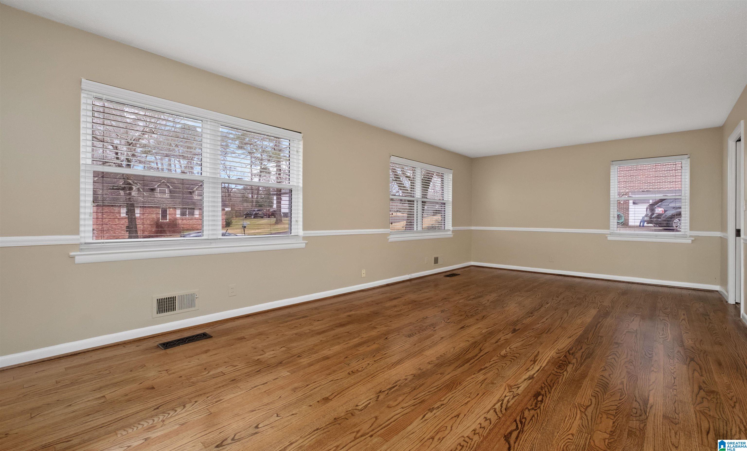 3404 Ridge Dell Circle Birmingham, AL 35243 - Photo 7 of 33