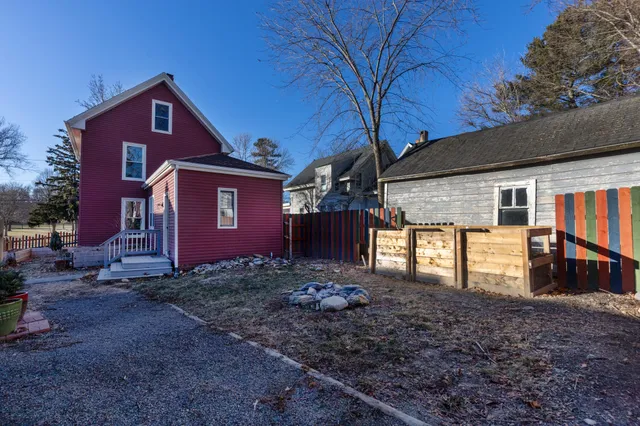 $349,000 | 55 Parkview Avenue, Bangor, ME 04401