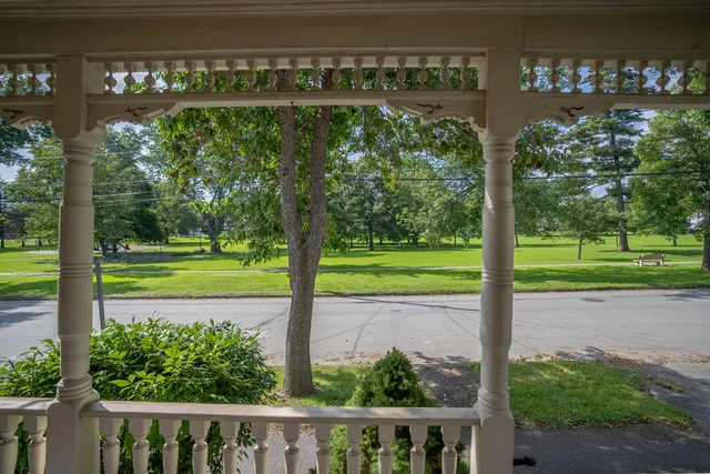 $349,000 | 55 Parkview Avenue, Bangor, ME 04401