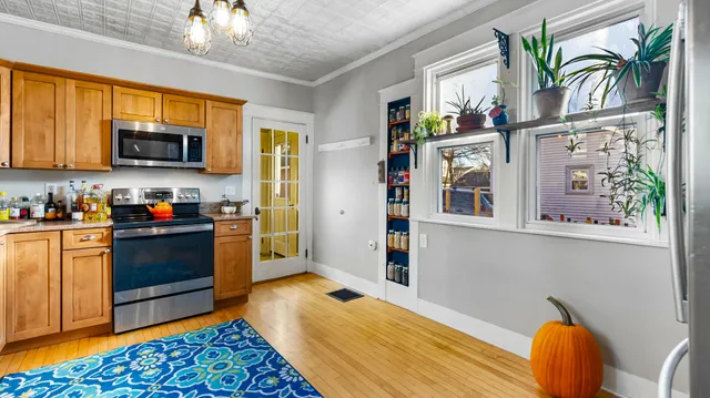 $349,000 | 55 Parkview Avenue, Bangor, ME 04401