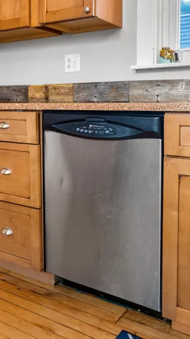 $349,000 | 55 Parkview Avenue, Bangor, ME 04401