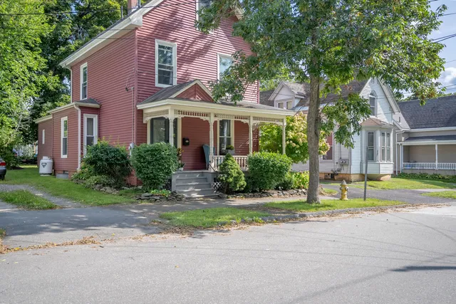 $349,000 | 55 Parkview Avenue, Bangor, ME 04401