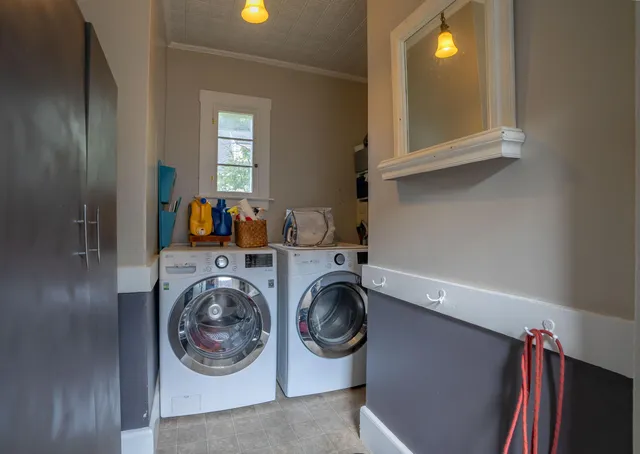 $349,000 | 55 Parkview Avenue, Bangor, ME 04401