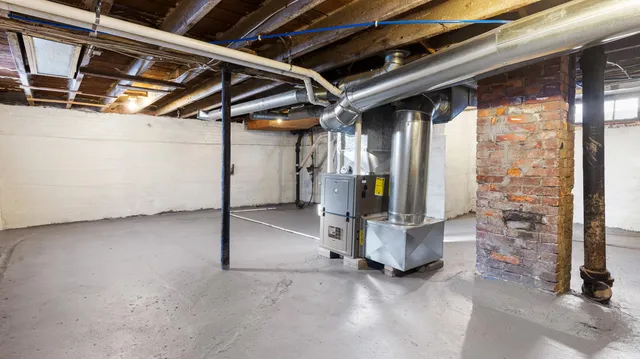 $349,000 | 55 Parkview Avenue, Bangor, ME 04401