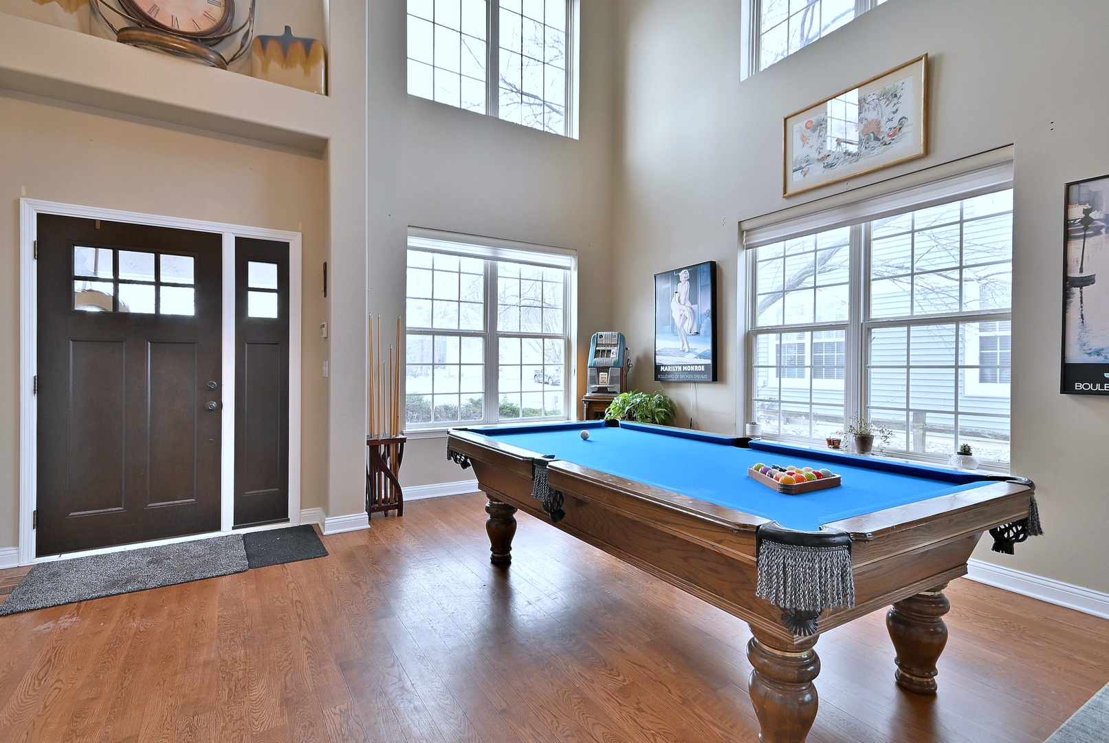 377 Geneva Lane Cary, IL 60013 - Photo 4 of 51