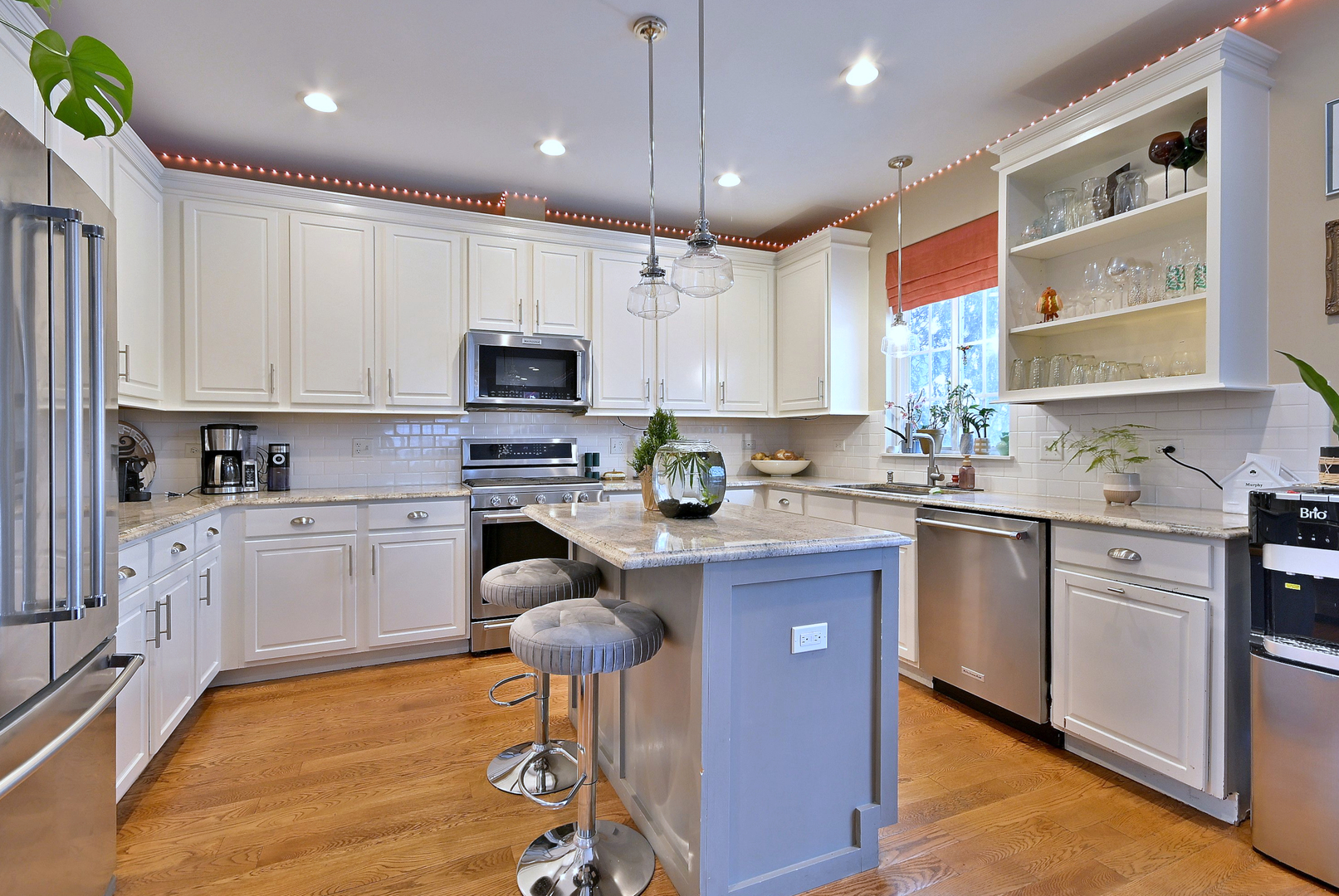 377 Geneva Lane Cary, IL 60013 - Photo 9 of 51