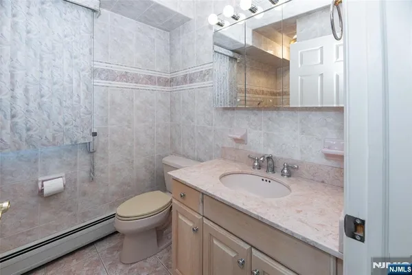 $1,498,000 | 499 Morse Avenue, Ridgefield, NJ 07657