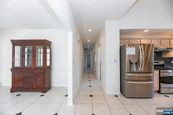 $1,498,000 | 499 Morse Avenue, Ridgefield, NJ 07657