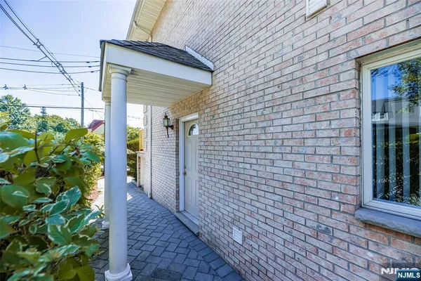 $1,498,000 | 499 Morse Avenue, Ridgefield, NJ 07657