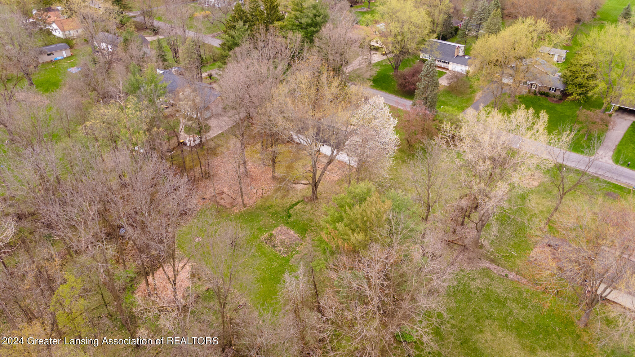 2167 Raby Road East Lansing, MI 48823 - Photo 31 of 36 2167_Raby_BROCK-32
