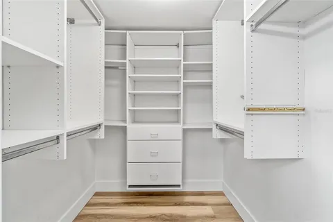 $630,000 | 5950 Pelican Bay Plaza South, Unit PH 2D, Gulfport, FL 33707