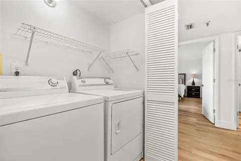 $630,000 | 5950 Pelican Bay Plaza South, Unit PH 2D, Gulfport, FL 33707