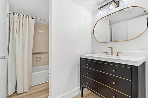 $630,000 | 5950 Pelican Bay Plaza South, Unit PH 2D, Gulfport, FL 33707