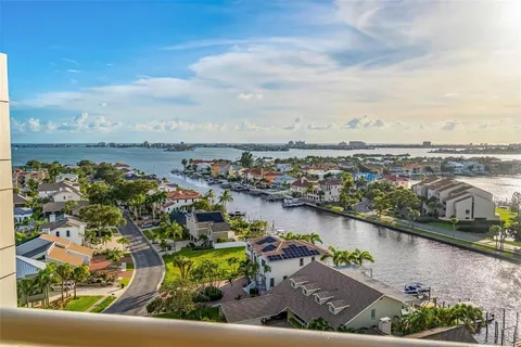 $630,000 | 5950 Pelican Bay Plaza South, Unit PH 2D, Gulfport, FL 33707