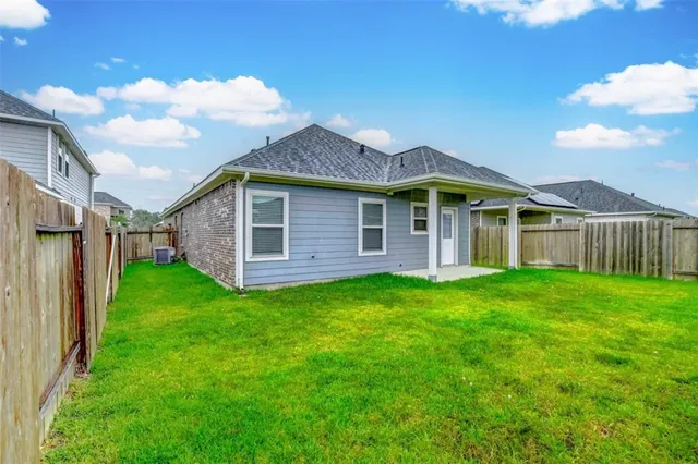 $2,000 | 31619 Heguy Pass, Fulshear, TX 77441