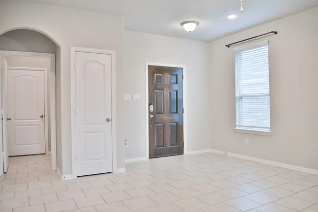 $2,000 | 31619 Heguy Pass, Fulshear, TX 77441