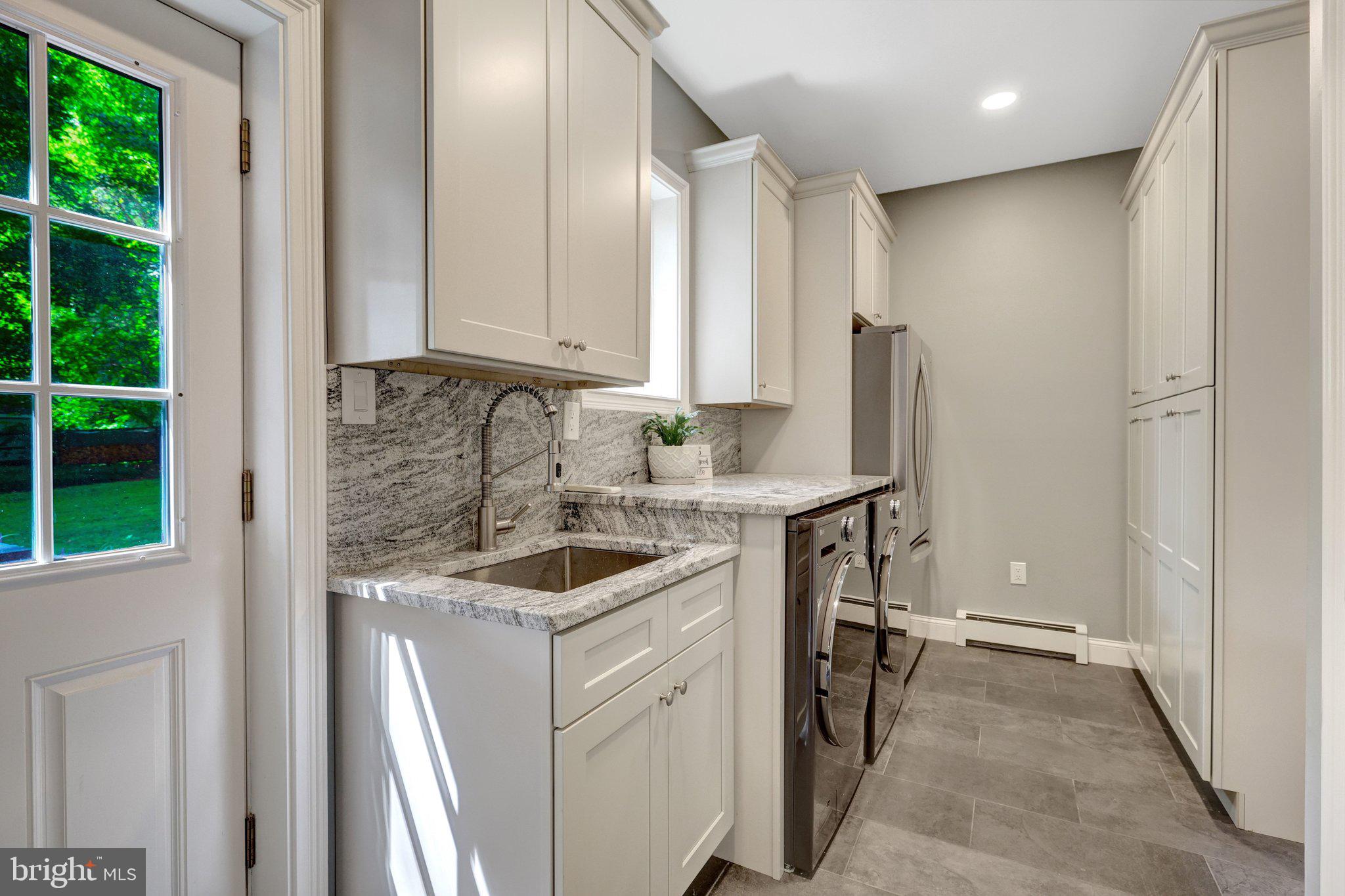 10015 Saddle Road Vienna, VA 22181 - Photo 41 of 86 Gallery Image 41