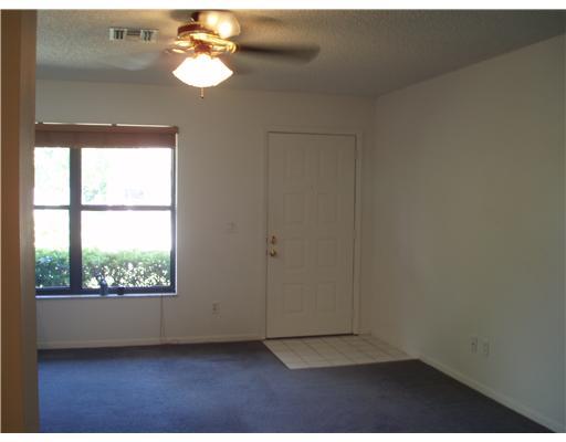 4910 Southeast Salvatori Road Stuart, FL 34997 - Photo 5 of 12 Gallery Image 5