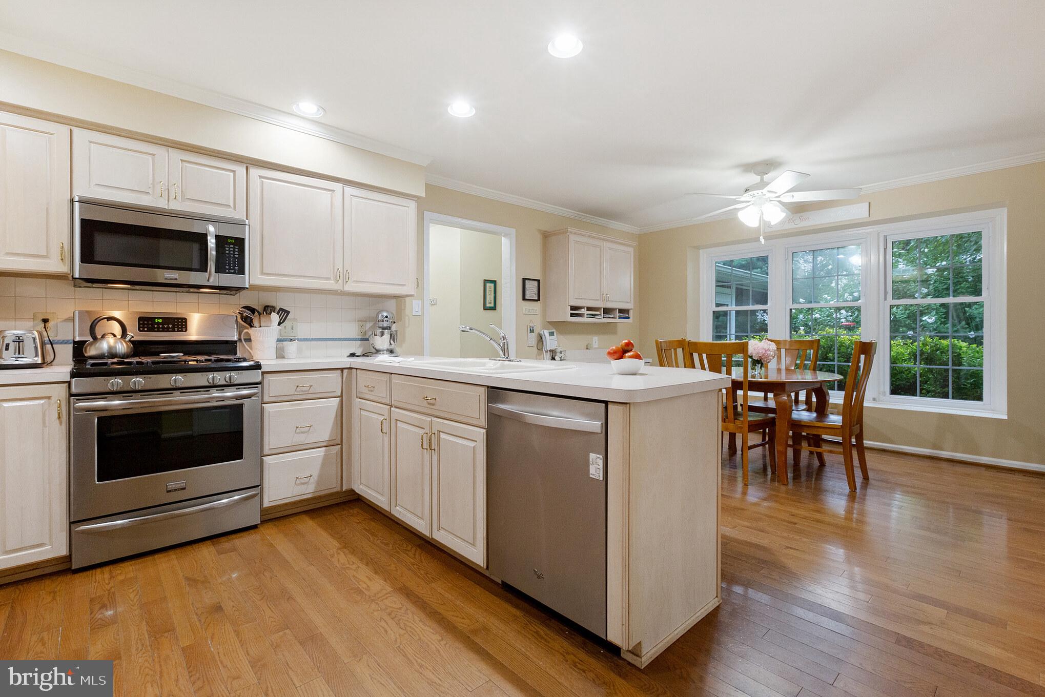 593 Sentinel Road Moorestown, NJ 08057 - Photo 8 of 29