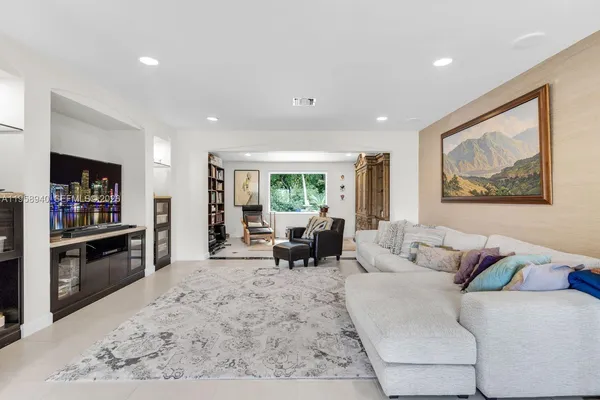 $2,649,999 | 6440 Southwest 129th Terrace, Pinecrest, FL 33156