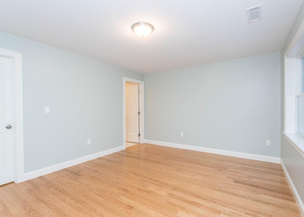 19 Baldwin Road Waltham, MA 02452 - Photo 22 of 39