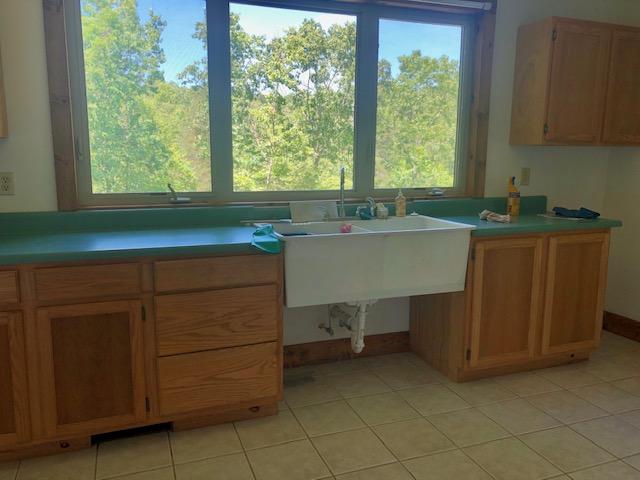 669 Old Sewanee Road Sewanee, TN 37375 - Photo 23 of 31 IMG_3408