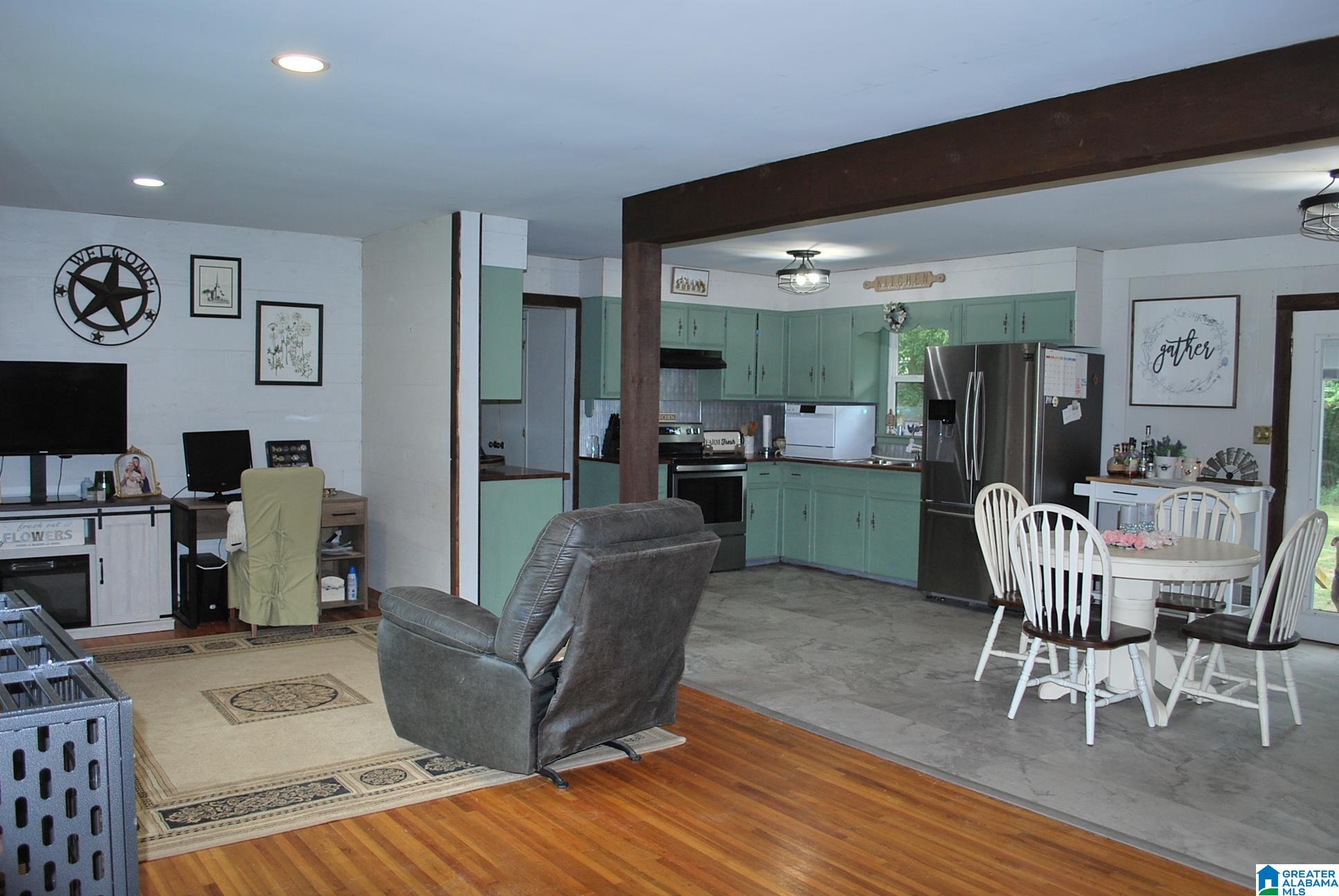 7740 Highway 62 Vincent, AL 35178 - Photo 4 of 25
