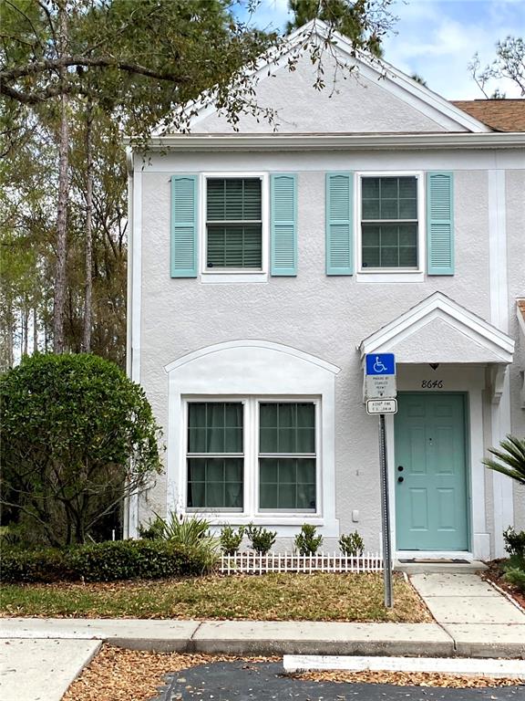 8646 Hunters Key Circle Tampa, FL 33647 - Photo 1 of 1 a front view of a house