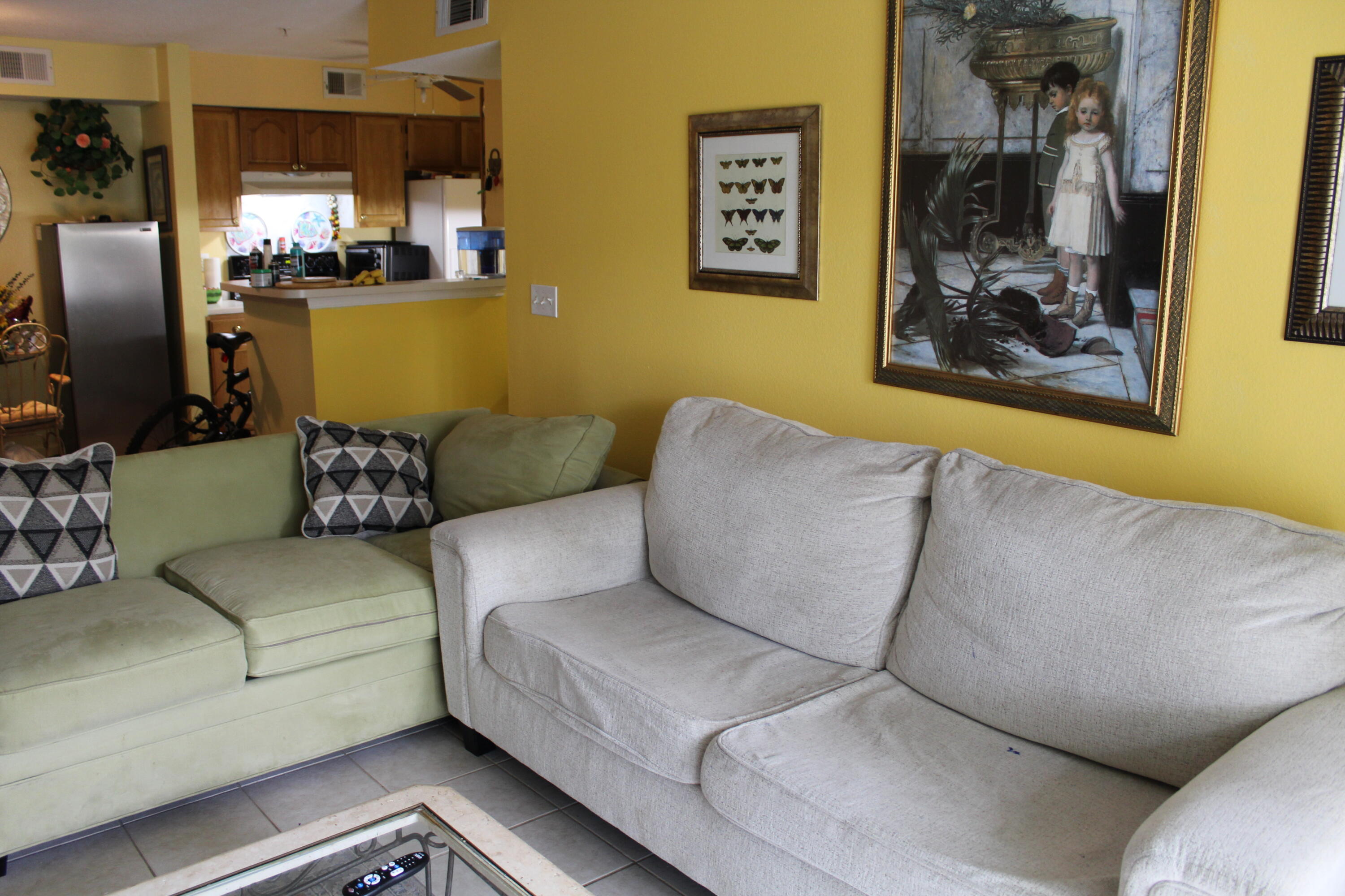 4080 Dancing Cloud Court, Unit 218 Destin, FL 32541 - Photo 8 of 28 a living room with furniture and a window