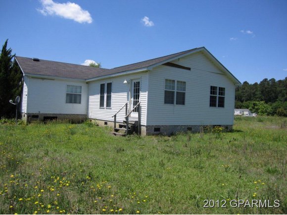 3313 Indian Ridge Road Winterville, NC 28590 - Photo 1 of 12 Primary Photo
