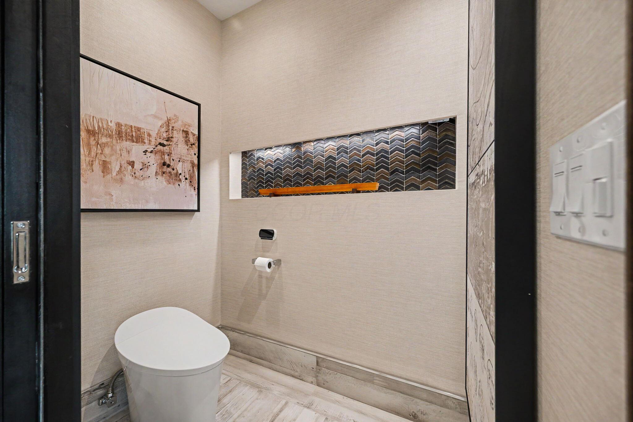7691 Perry Road Delaware, OH 43015 - Photo 35 of 93 Primary Ensuite
